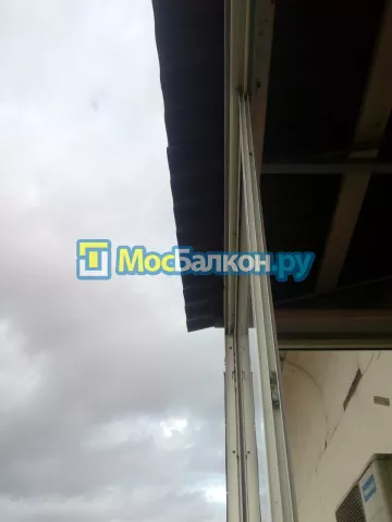 Крыша на балконе в Химках монтаж и ремонт по выгодной цене от МосБалкон