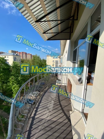 Крыша на балконе в Химках монтаж и ремонт по выгодной цене от МосБалкон