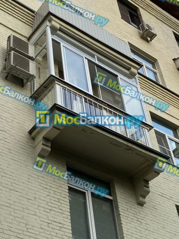 Панорамное остекление заказать под ключ по выгодной цене в Химках от компании МосБалкон