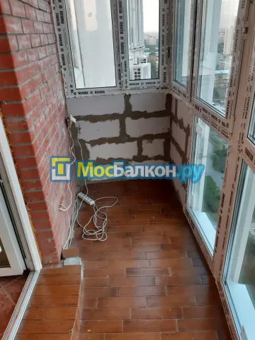 Панорамное остекление заказать под ключ по выгодной цене в Химках от компании МосБалкон