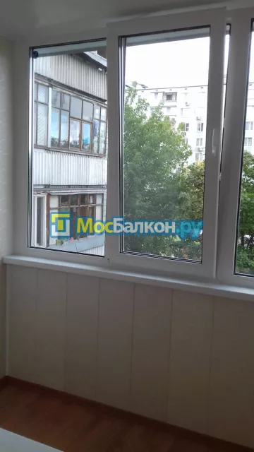 Пластиковое остекление балконов под ключ по доступным ценам в Химках | МосБалкон
