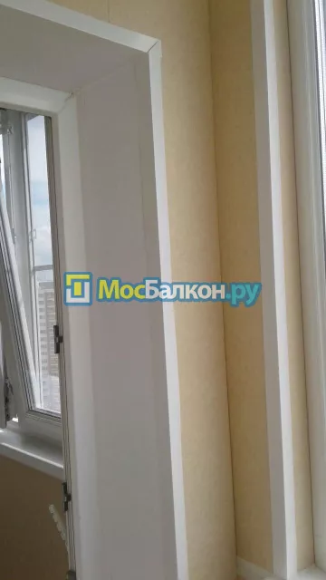 Отделка балкона и лоджии пластиковыми ПВХ панелями в Химках от компании МосБалкон