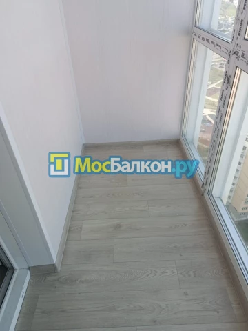 Панорамное остекление заказать под ключ по выгодной цене в Химках от компании МосБалкон