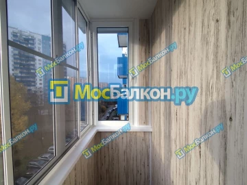 Отделка балкона и лоджии пластиковыми ПВХ панелями в Химках от компании МосБалкон