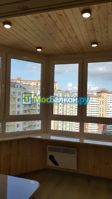 Пластиковое остекление балконов под ключ по доступным ценам в Химках | МосБалкон
