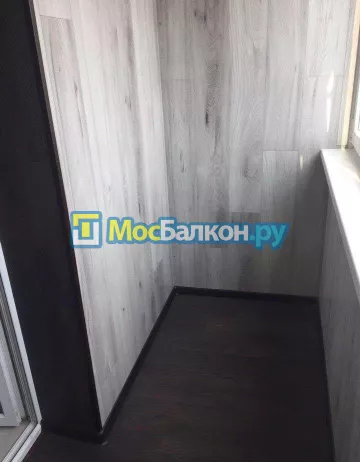 Отделка балкона и лоджии пластиковыми ПВХ панелями в Химках от компании МосБалкон