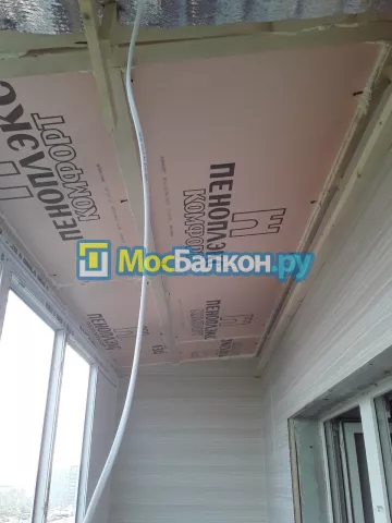 Крыша на балконе в Химках монтаж и ремонт по выгодной цене от МосБалкон