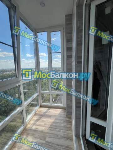 Панорамное остекление заказать под ключ по выгодной цене в Химках от компании МосБалкон